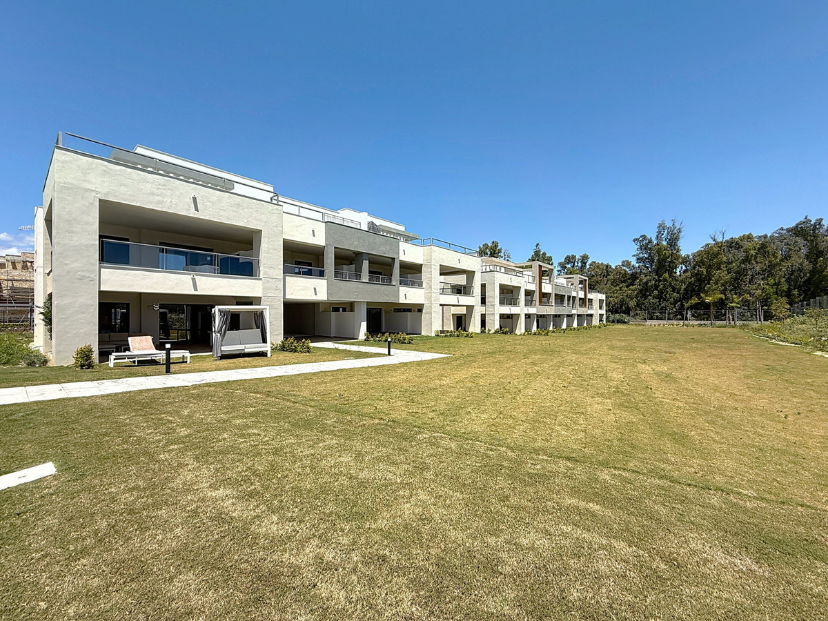 Appartement te koop in Doña Julia | 2 slaapkamers H5305420