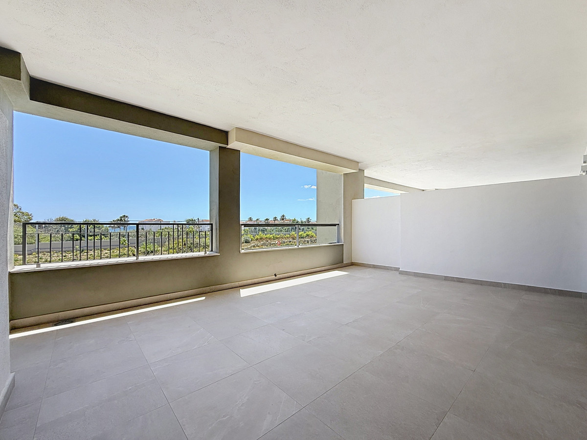 Appartement te koop in Doña Julia | 2 slaapkamers H5305420