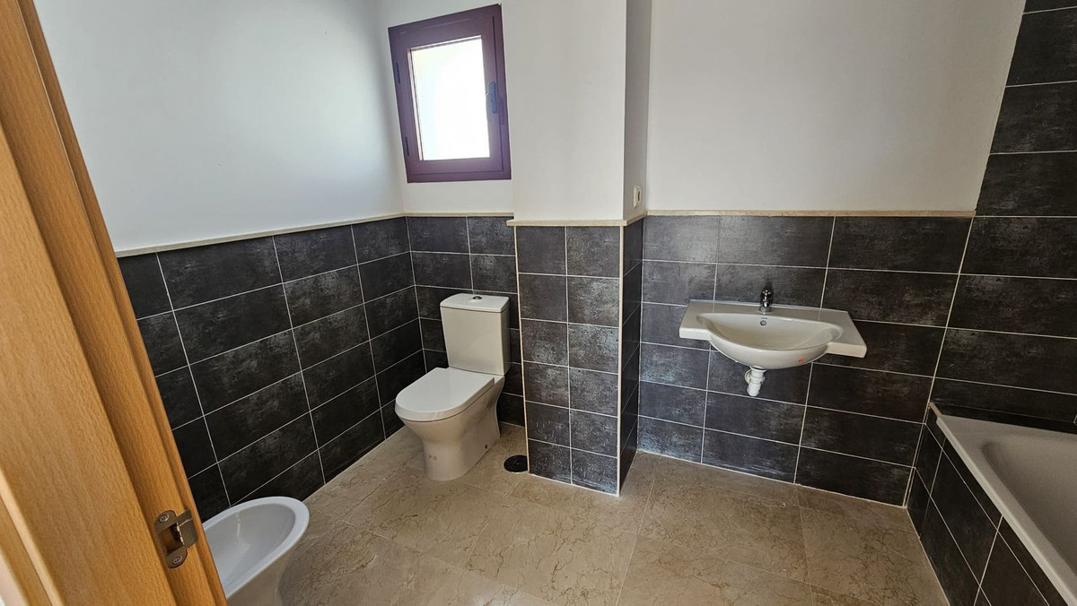 Huis te koop in Doña Julia | 2 slaapkamers H5314414