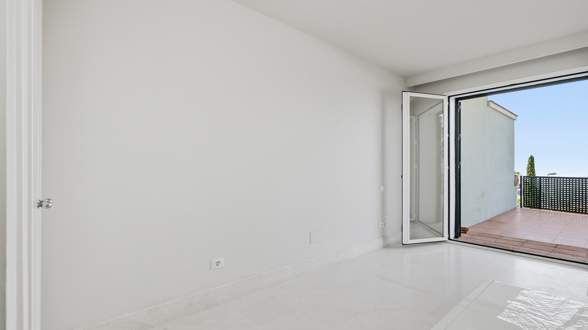 Appartement te koop in Doña Julia | 3 slaapkamers H5425294