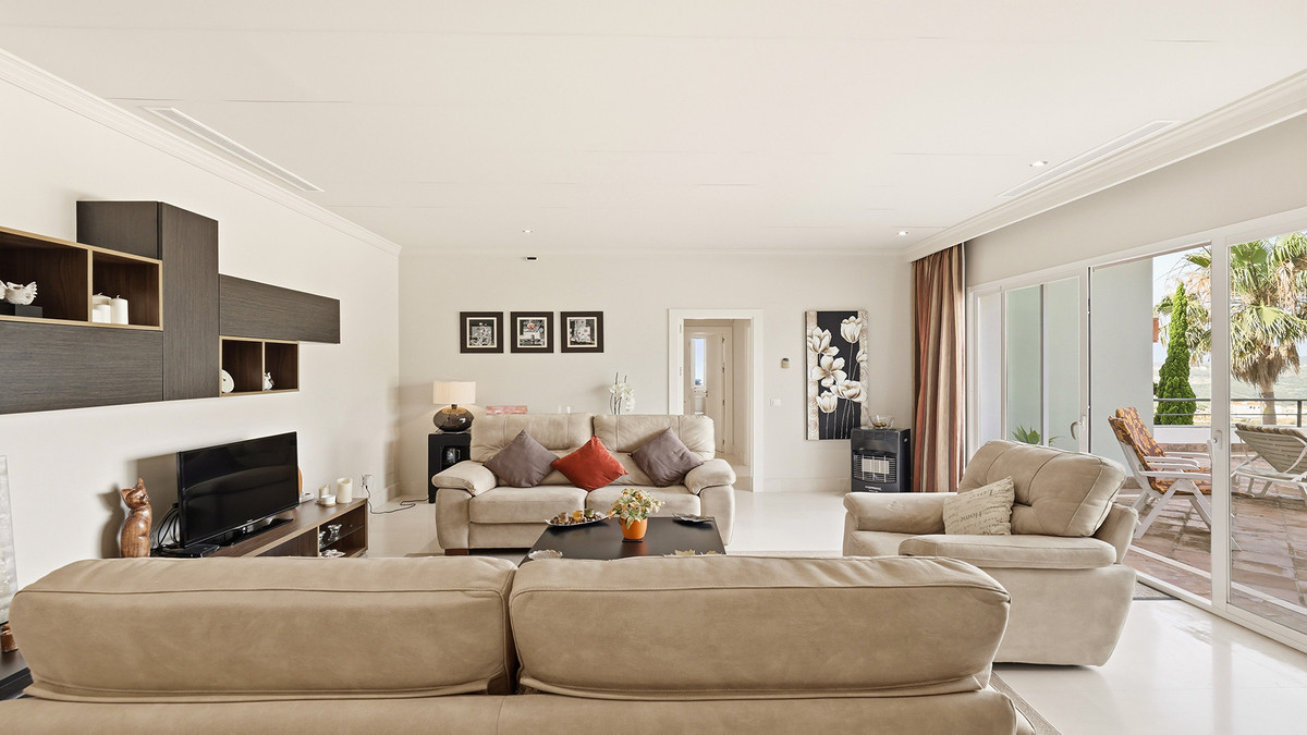 Appartement te koop in Doña Julia | 3 slaapkamers H5425294