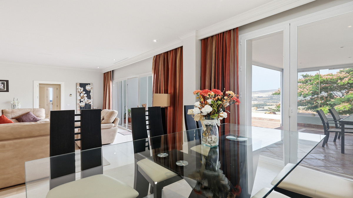 Appartement te koop in Doña Julia | 3 slaapkamers H5425294