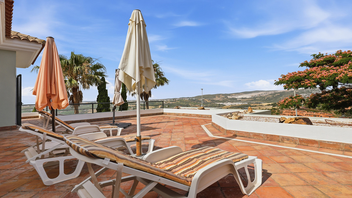 Appartement te koop in Doña Julia | 3 slaapkamers H5425294
