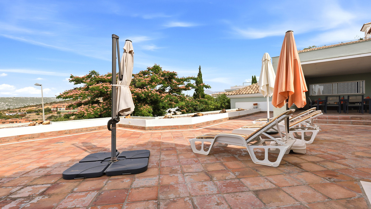 Appartement te koop in Doña Julia | 3 slaapkamers H5425294