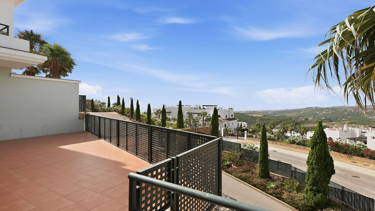 Appartement te koop in Doña Julia | 3 slaapkamers H5425294
