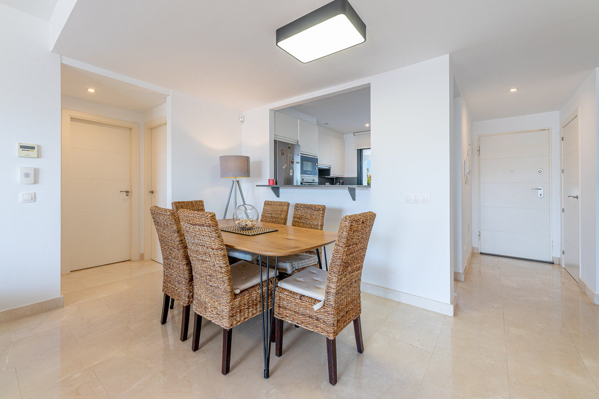 Appartement te koop in Doña Julia | 2 slaapkamers H5435332