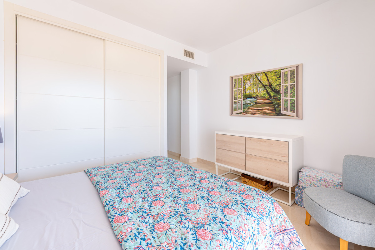 Appartement te koop in Doña Julia | 2 slaapkamers H5435332