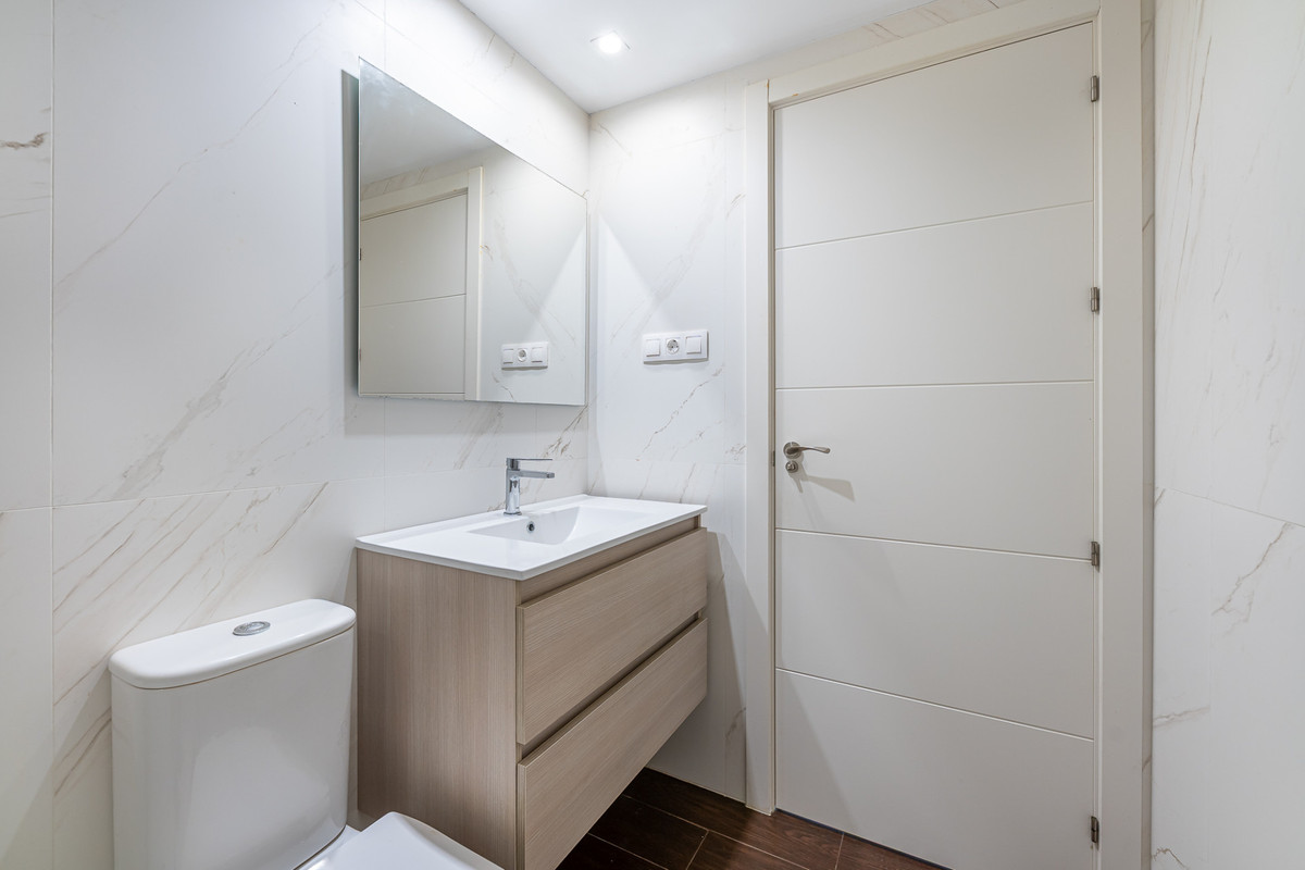 Appartement te koop in Doña Julia | 2 slaapkamers H5435332