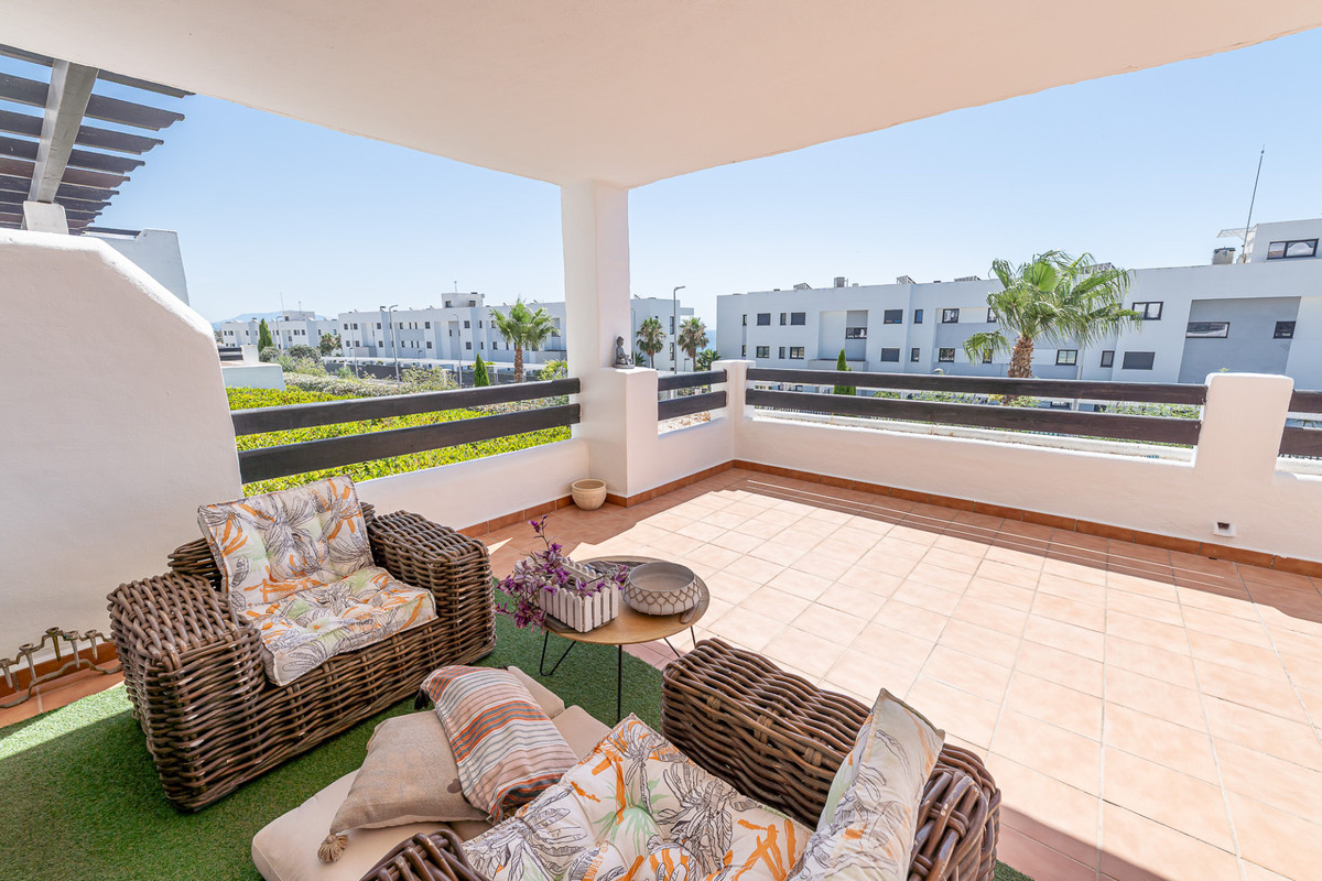 Appartement te koop in Doña Julia | 2 slaapkamers H5435332