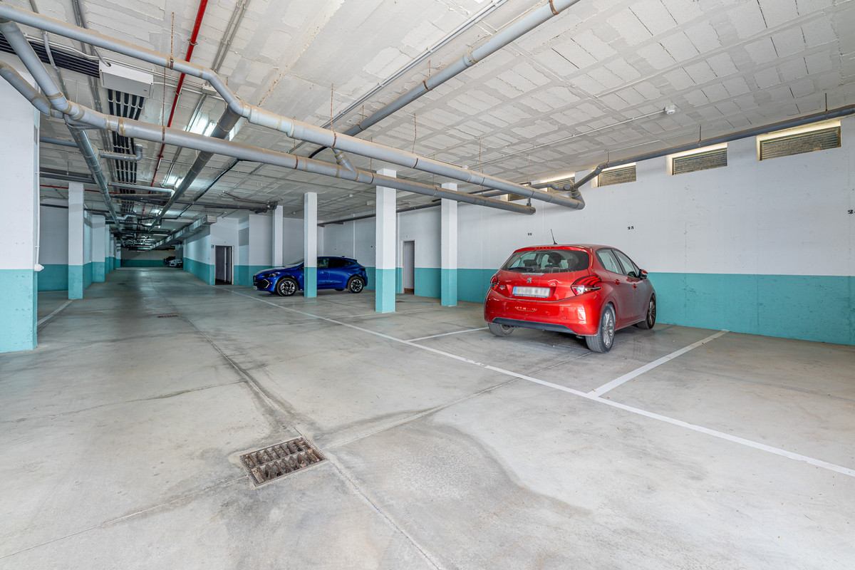 Appartement te koop in Doña Julia | 2 slaapkamers H5435332