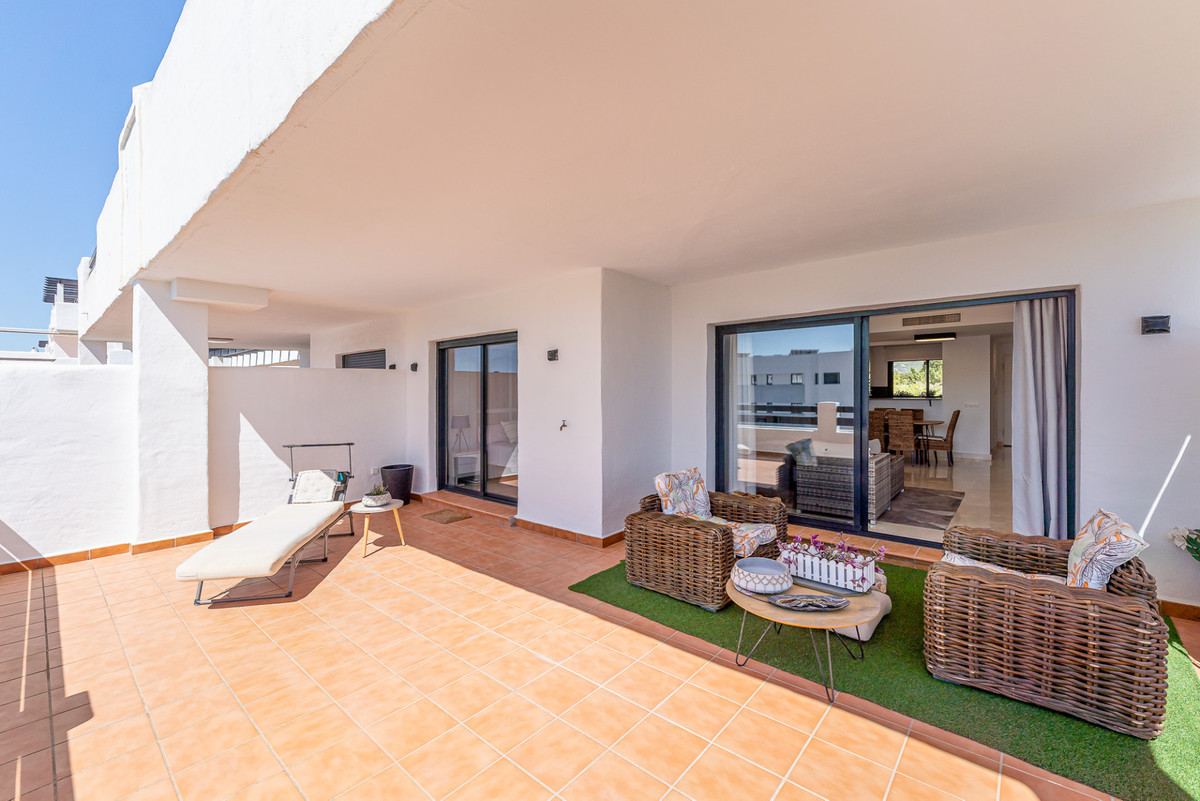 Appartement te koop in Doña Julia | 2 slaapkamers H5435332