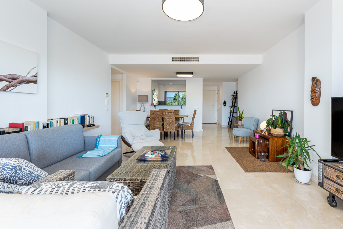 Appartement te koop in Doña Julia | 2 slaapkamers H5435332