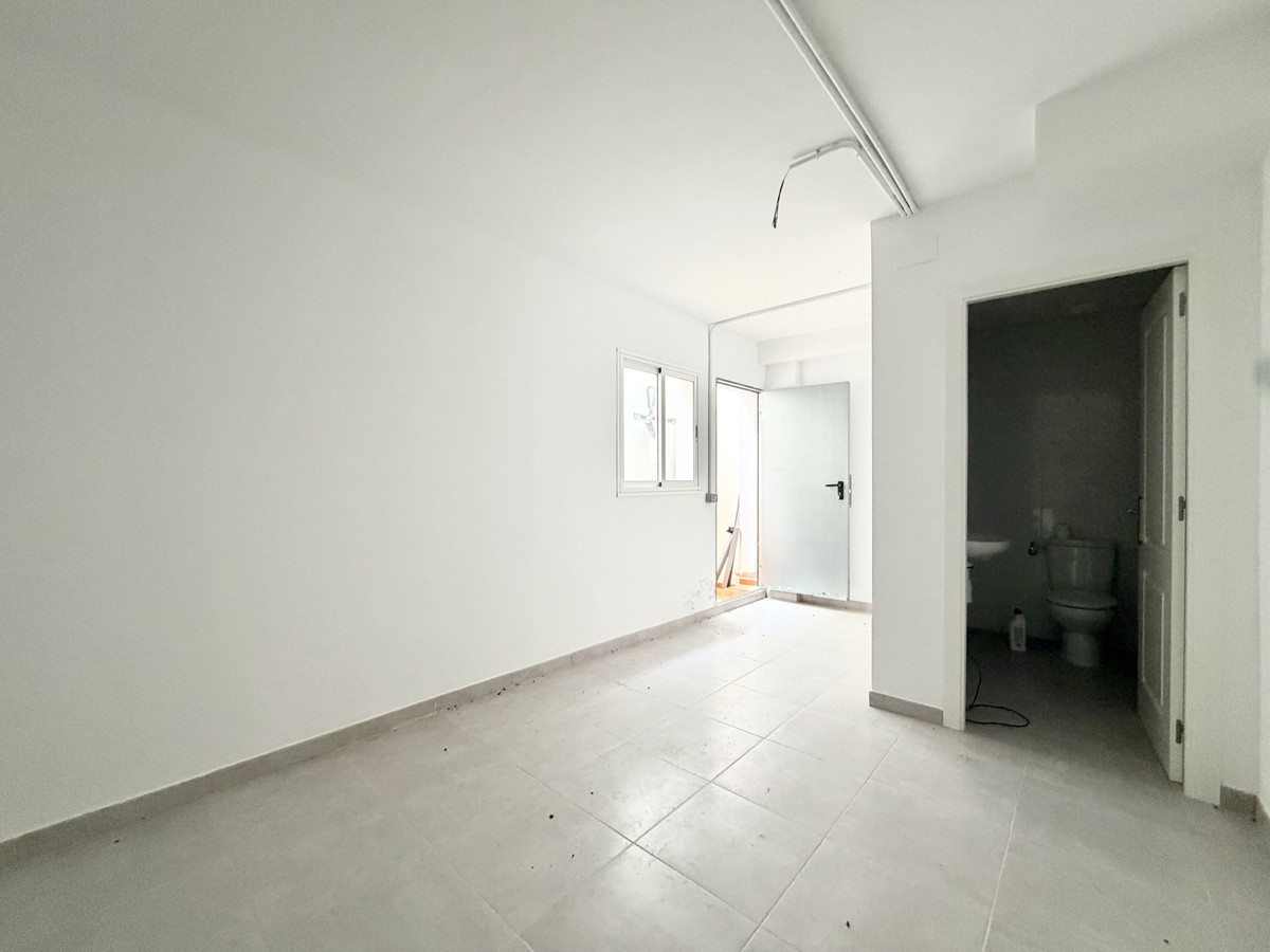 Appartement te koop in Doña Julia | 4 slaapkamers H5440735