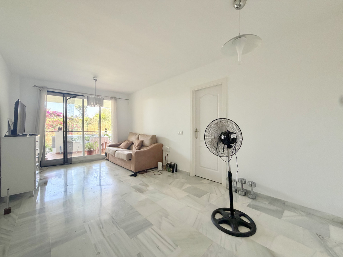 Appartement te koop in Doña Julia | 4 slaapkamers H5440735