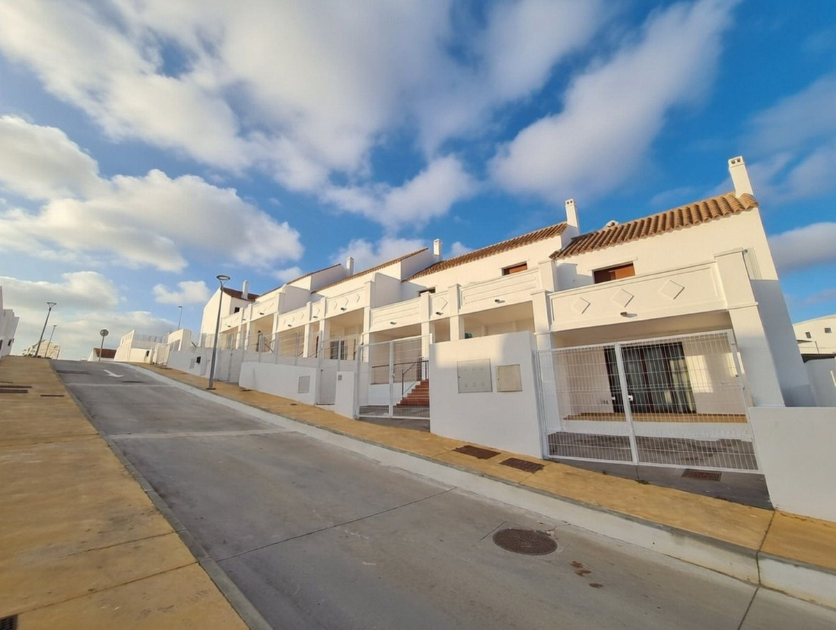 Appartement te koop in Doña Julia | 2 slaapkamers H5461348