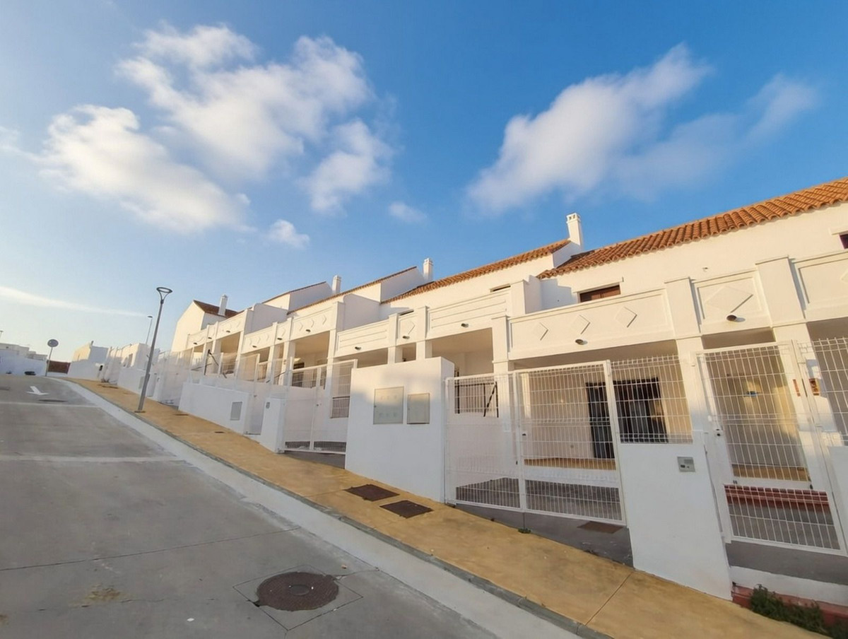 Appartement te koop in Doña Julia | 2 slaapkamers H5461348