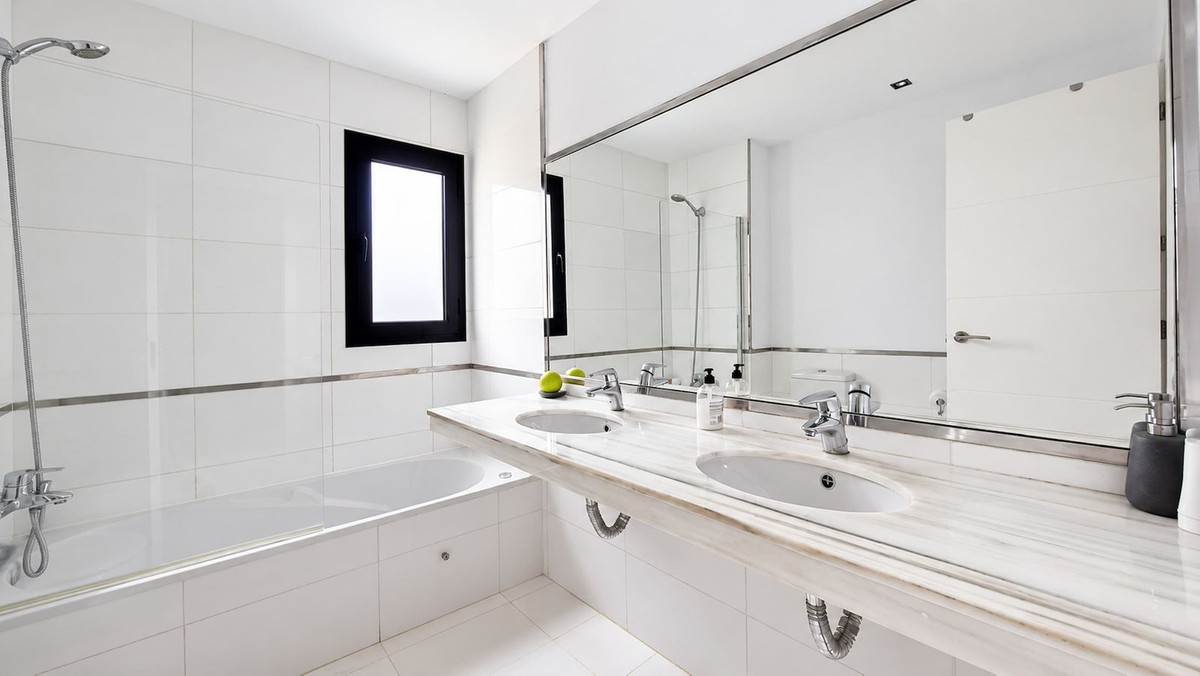 Property main view 18