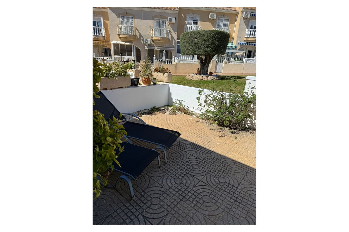 Appartement te koop in Dona Pepa | 2 slaapkamers H5347759