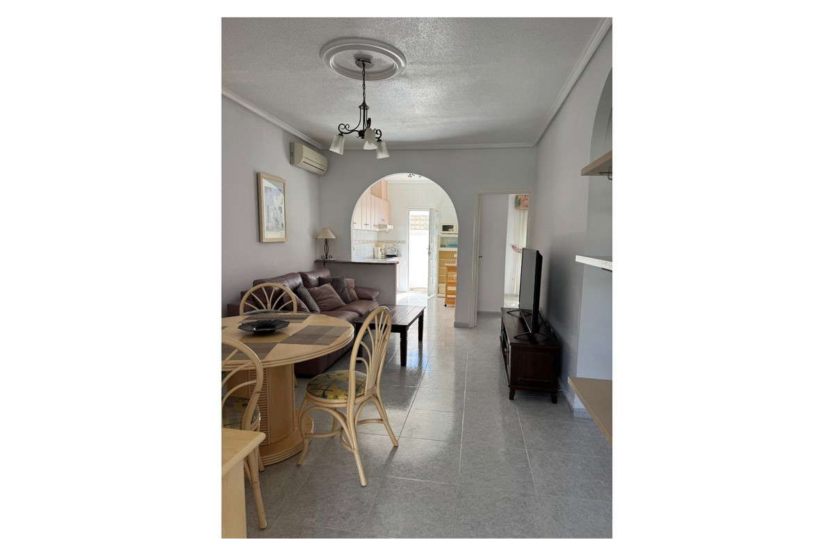 Appartement te koop in Dona Pepa | 2 slaapkamers H5347759