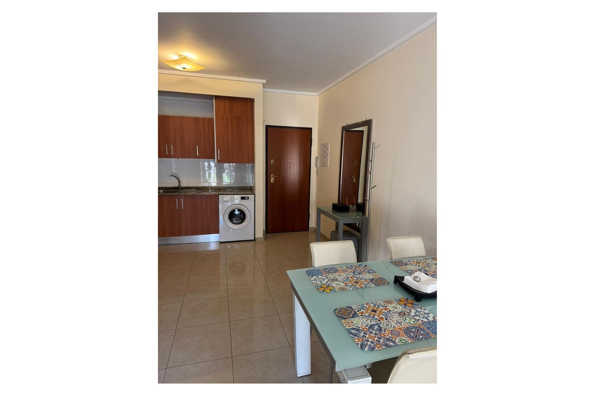 Appartement te koop in Dona Pepa | 2 slaapkamers H5401741
