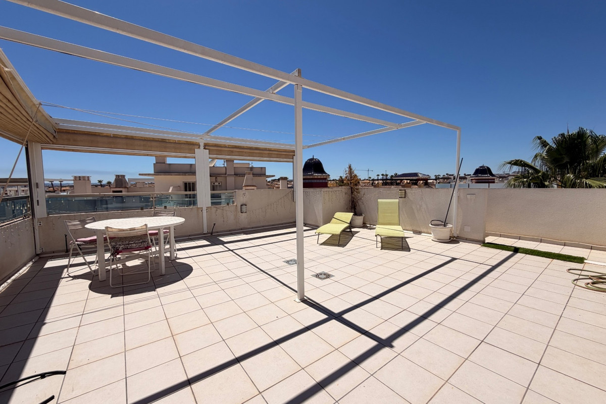 Appartement te koop in Dona Pepa | 2 slaapkamers H5477770