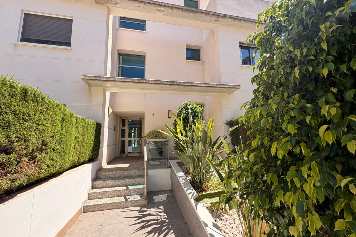 Appartement te koop in Dona Pepa | 2 slaapkamers H5477770