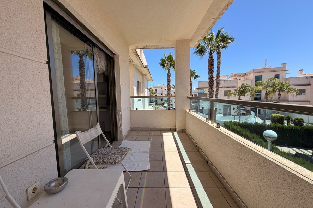 Appartement te koop in Dona Pepa | 2 slaapkamers H5477770