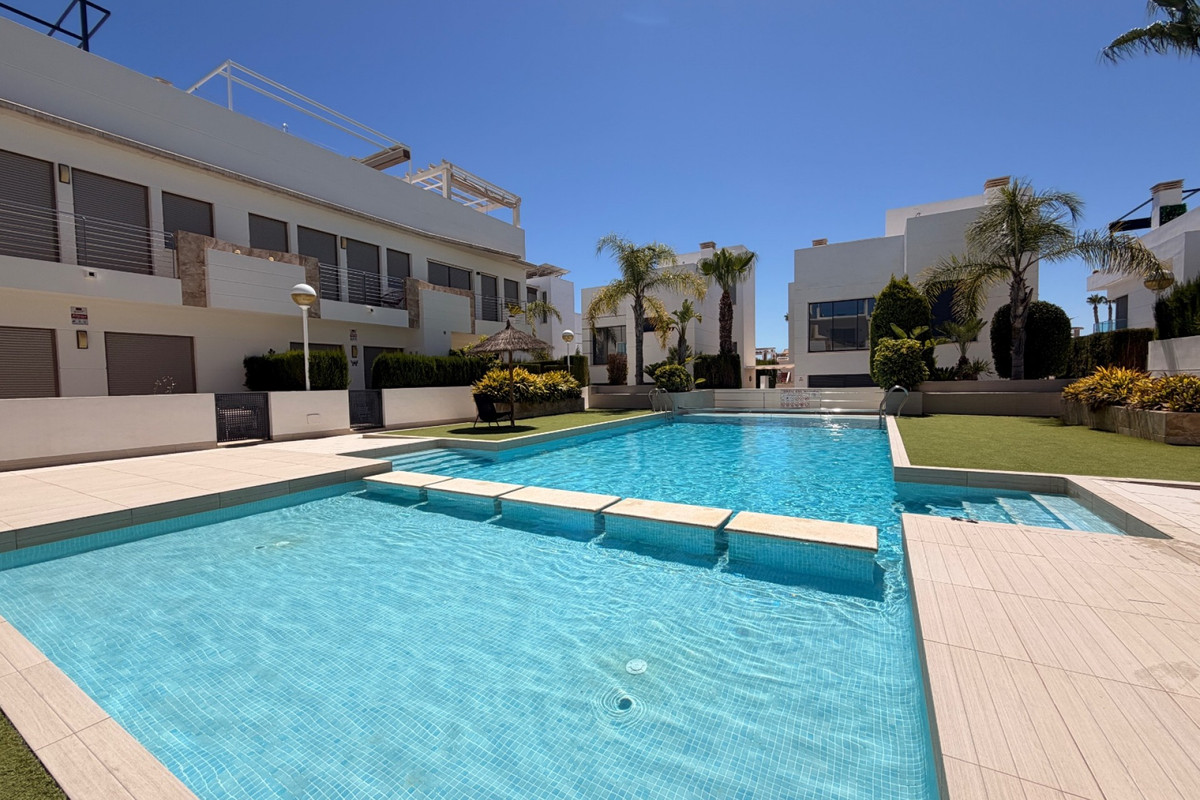 Appartement te koop in Dona Pepa | 2 slaapkamers H5477770