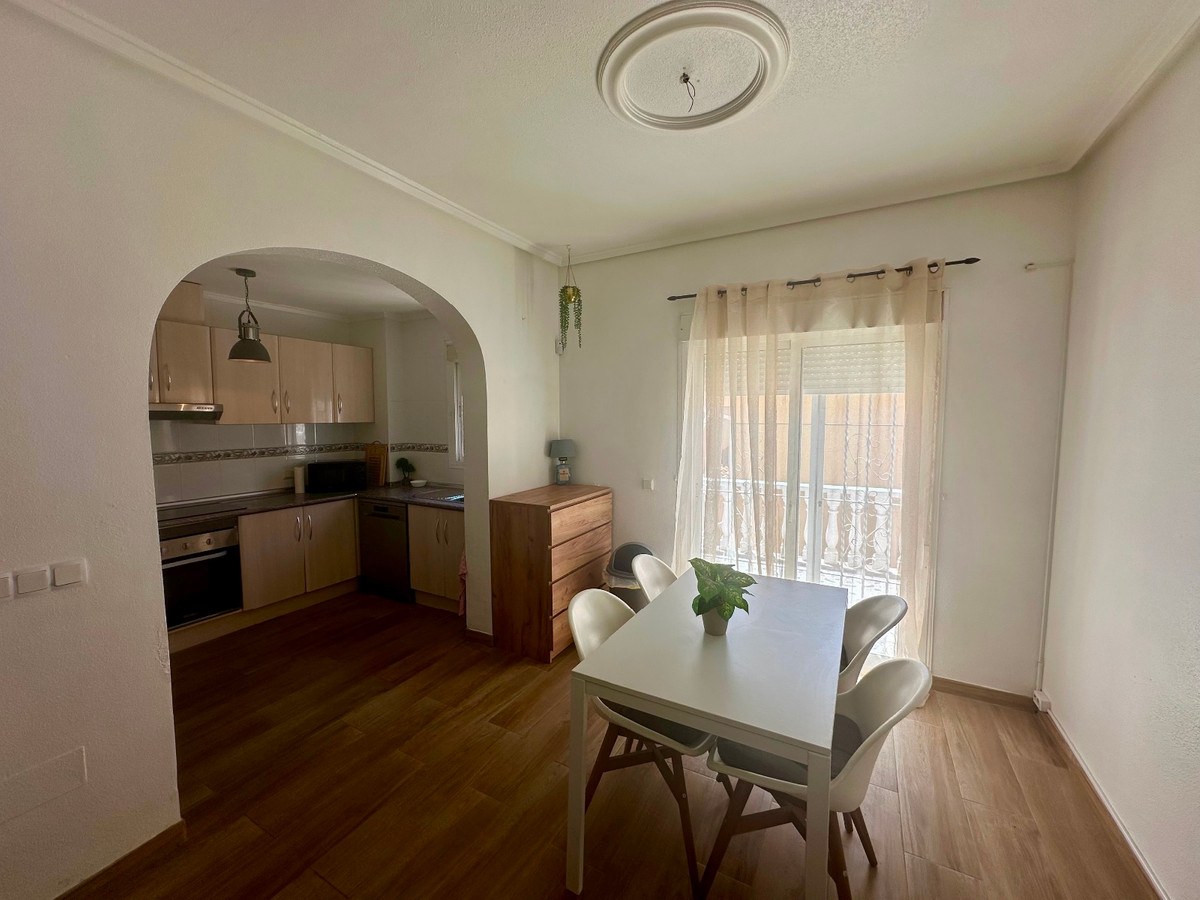 Appartement te koop in Dona Pepa | 2 slaapkamers H5480995
