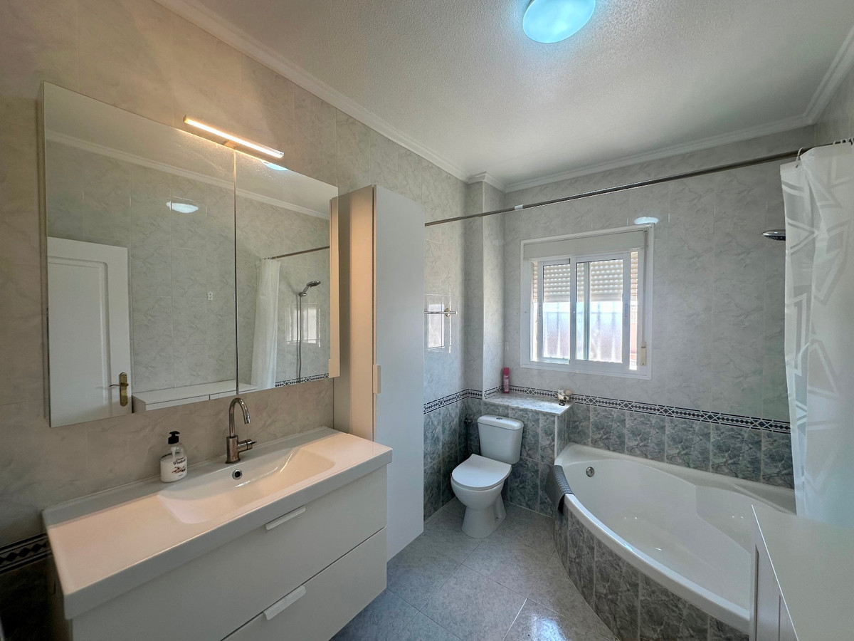 Appartement te koop in Dona Pepa | 2 slaapkamers H5480995