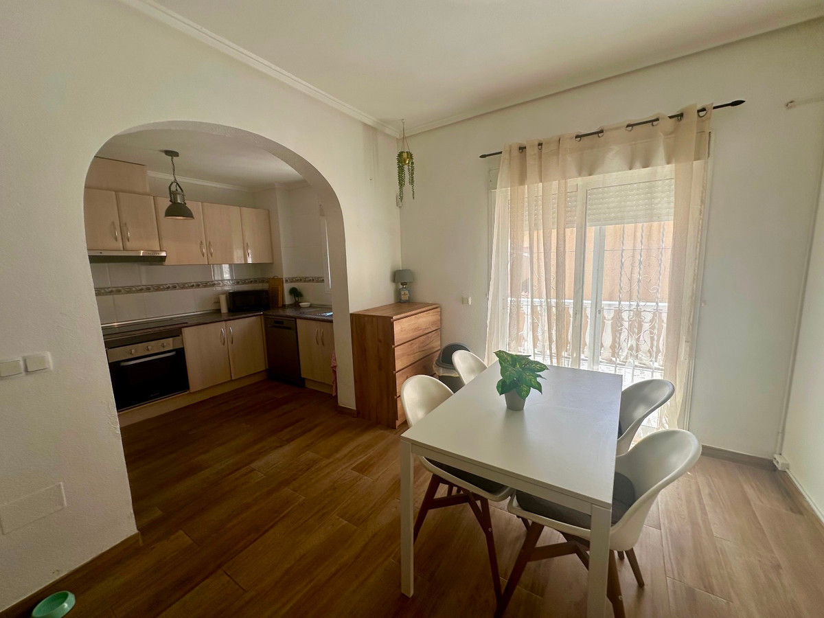 Appartement te koop in Dona Pepa | 2 slaapkamers H5480995