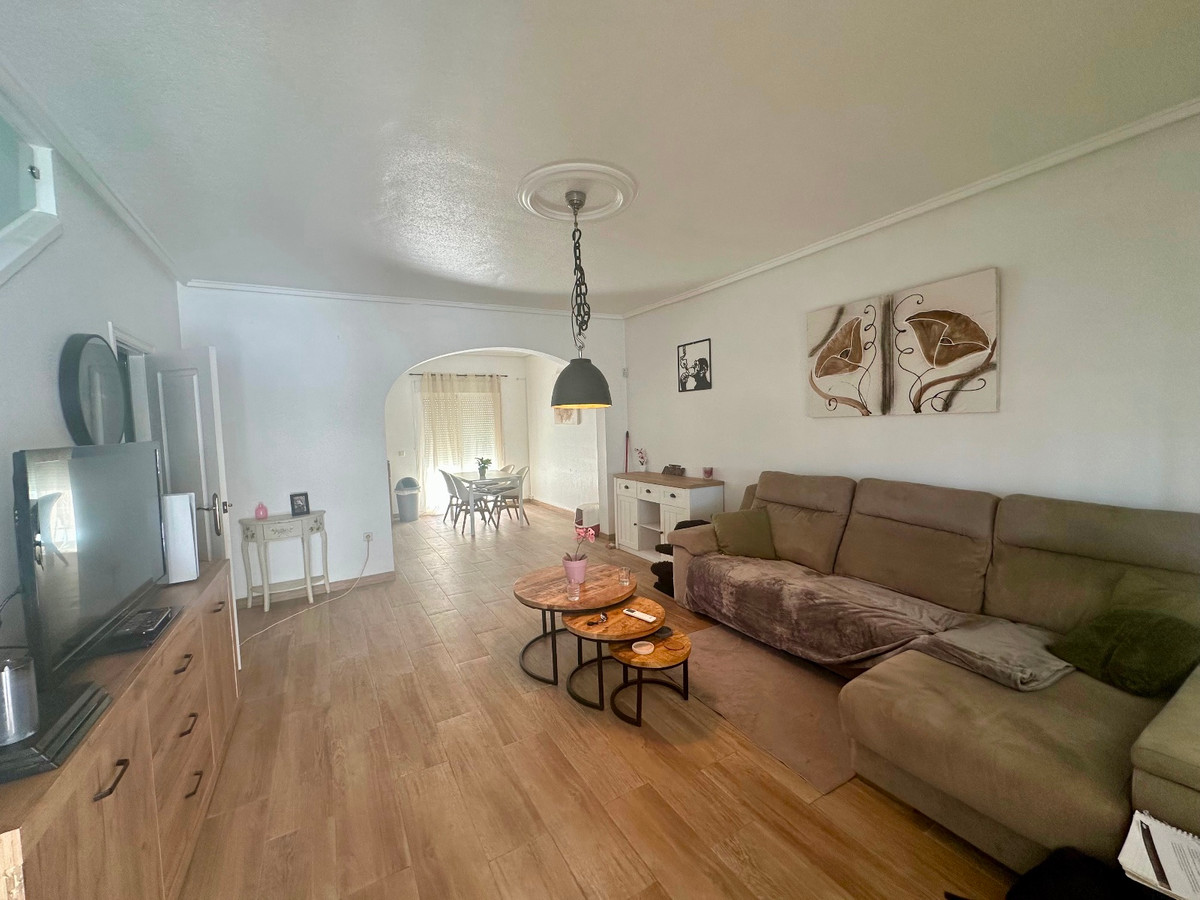 Appartement te koop in Dona Pepa | 2 slaapkamers H5480995