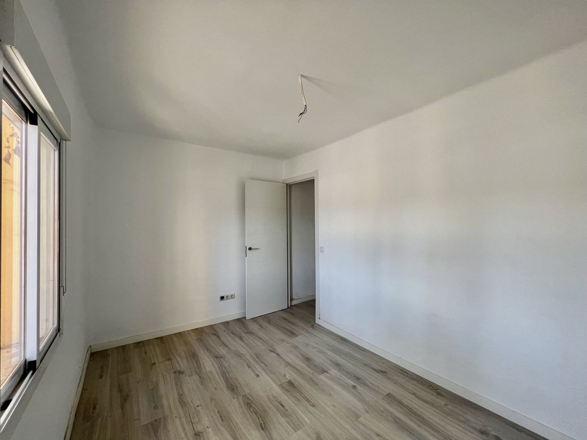 Begane grond appartement in Dos Hermanas-17