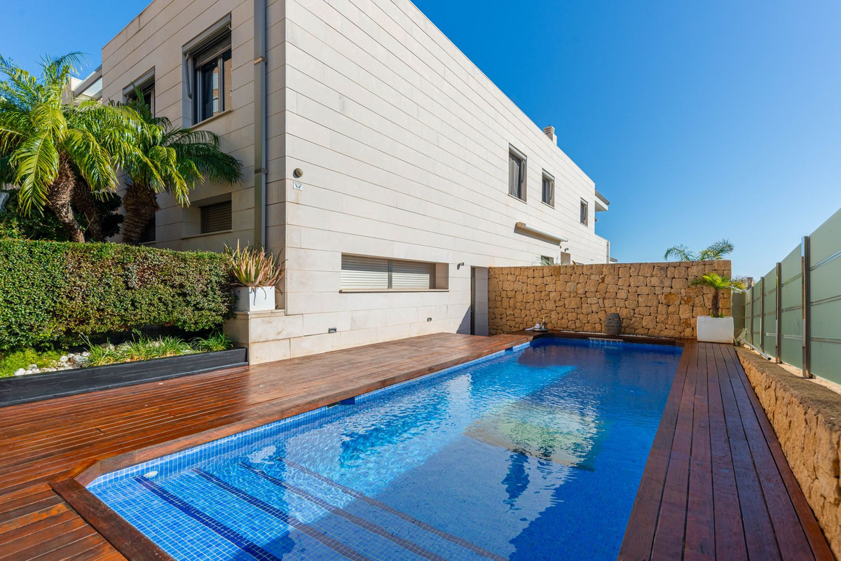 Property main view 38