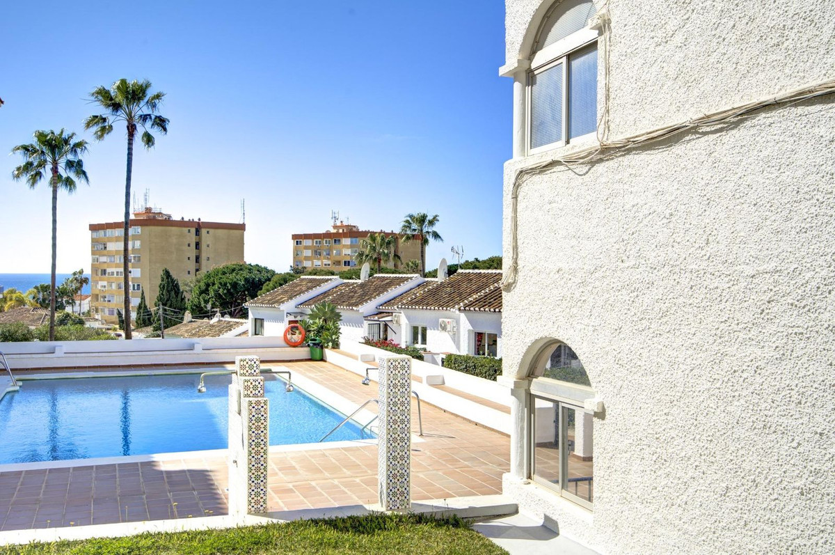 Begane grond appartement in El Chaparral-11