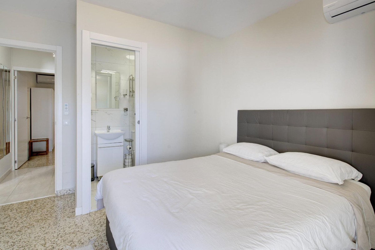 Begane grond appartement in El Chaparral-18