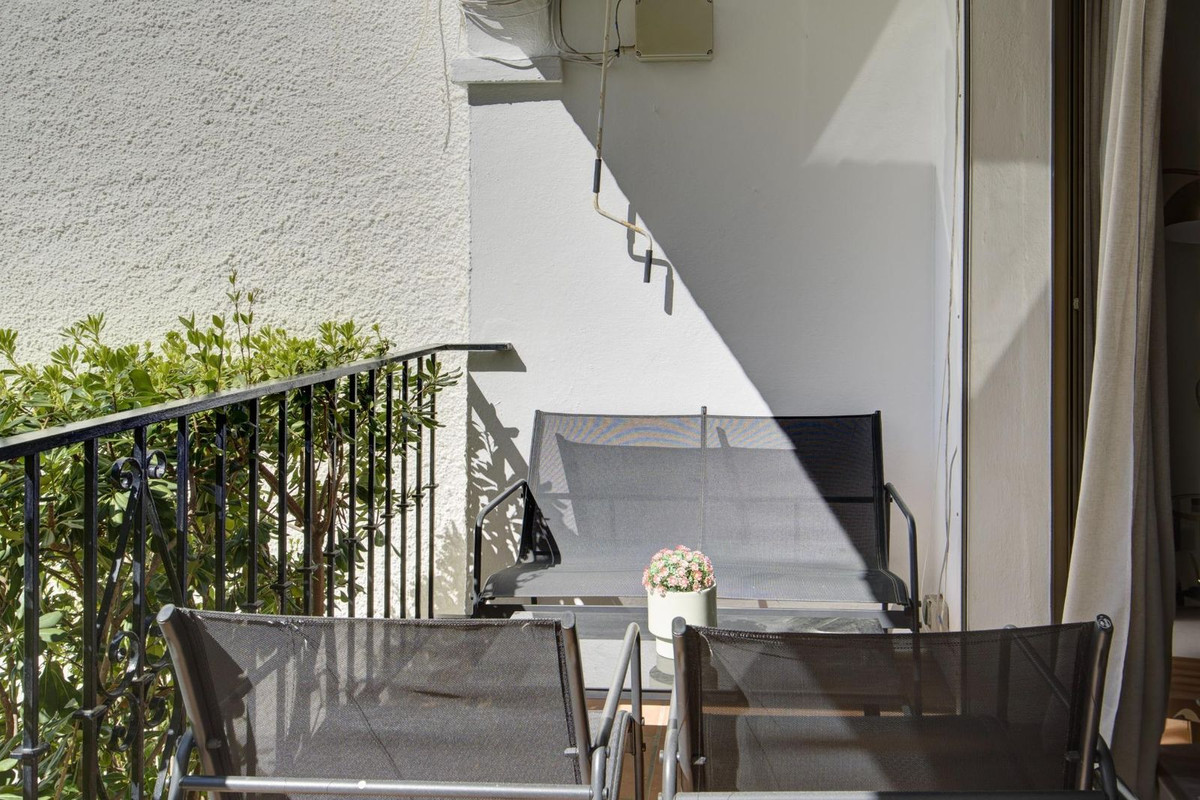 Begane grond appartement in El Chaparral-7