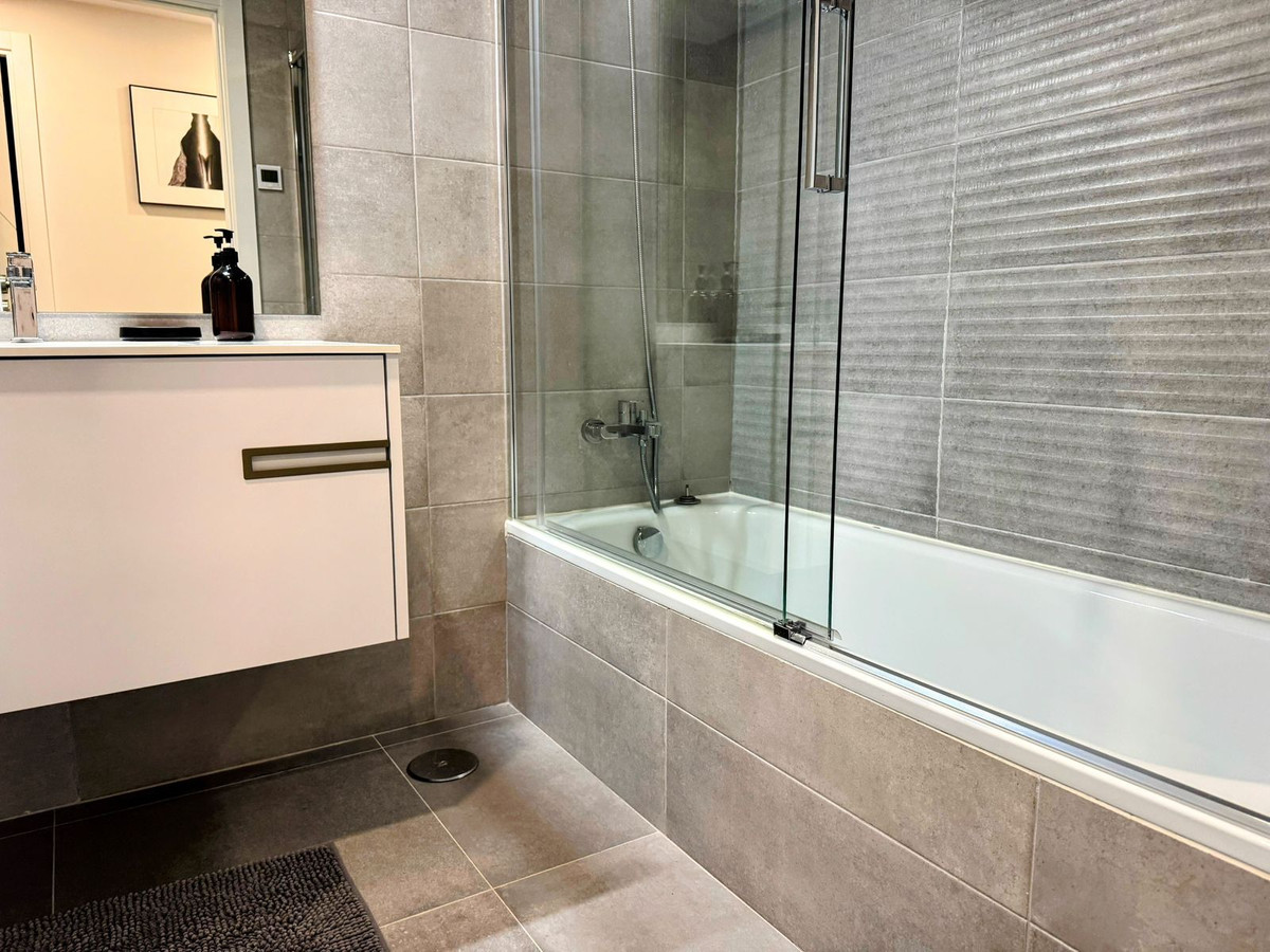 Appartement te koop in El Chaparral | 3 slaapkamers H5051272