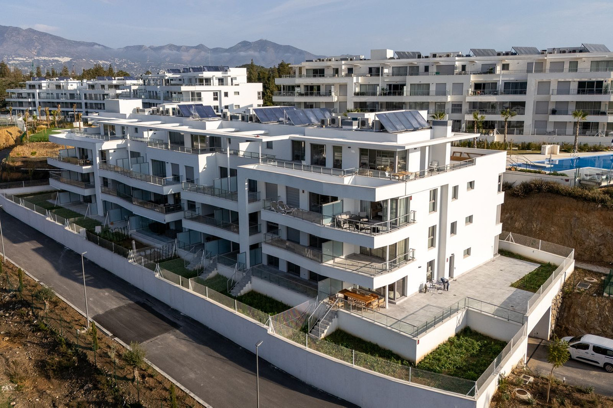 Appartement te koop in El Chaparral | 3 slaapkamers H5076412