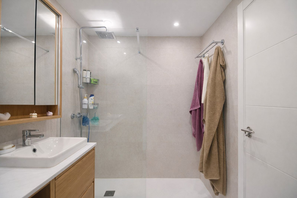 Appartement te koop in El Chaparral | 3 slaapkamers H5257690