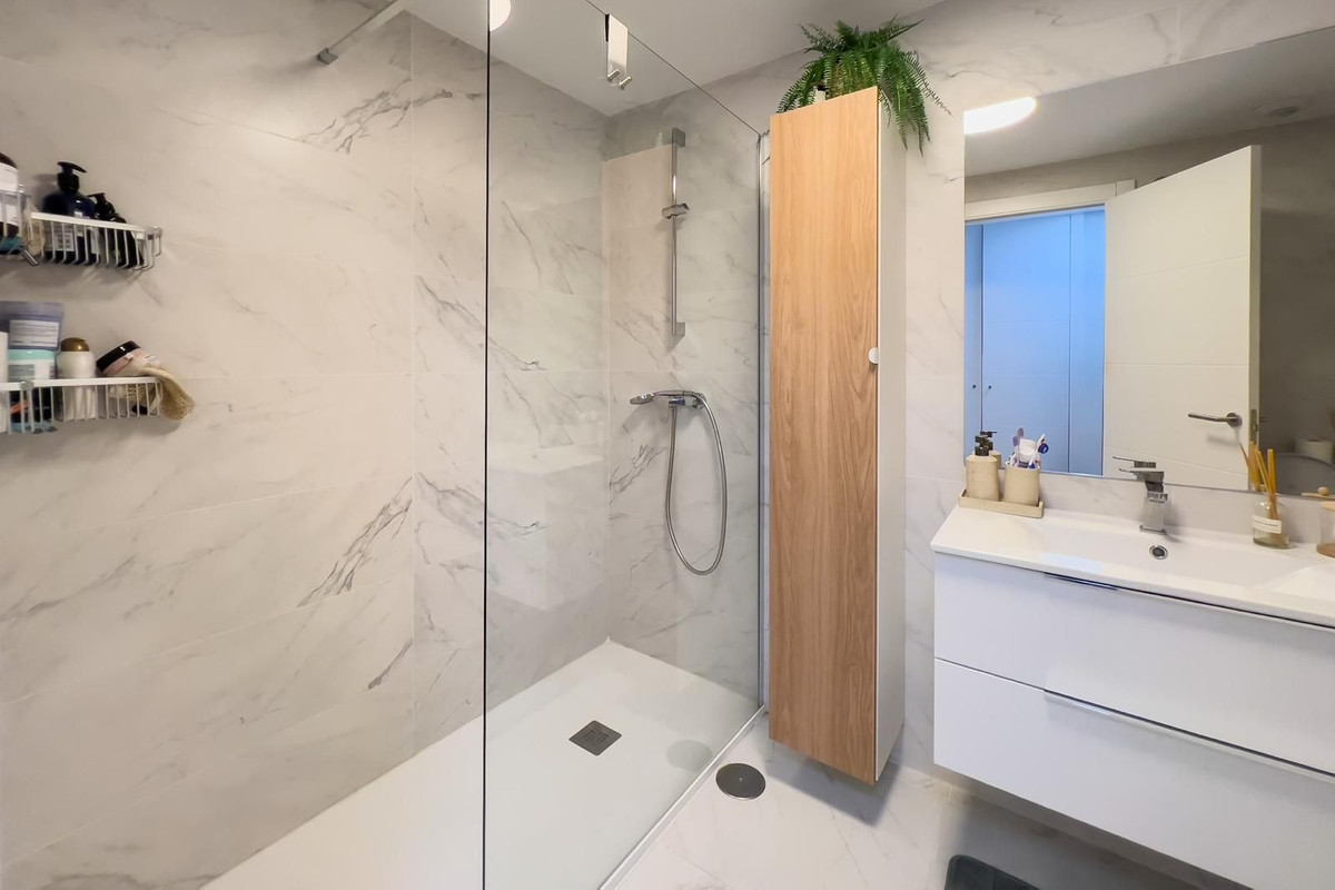 Appartement te koop in El Chaparral | 3 slaapkamers H5264212