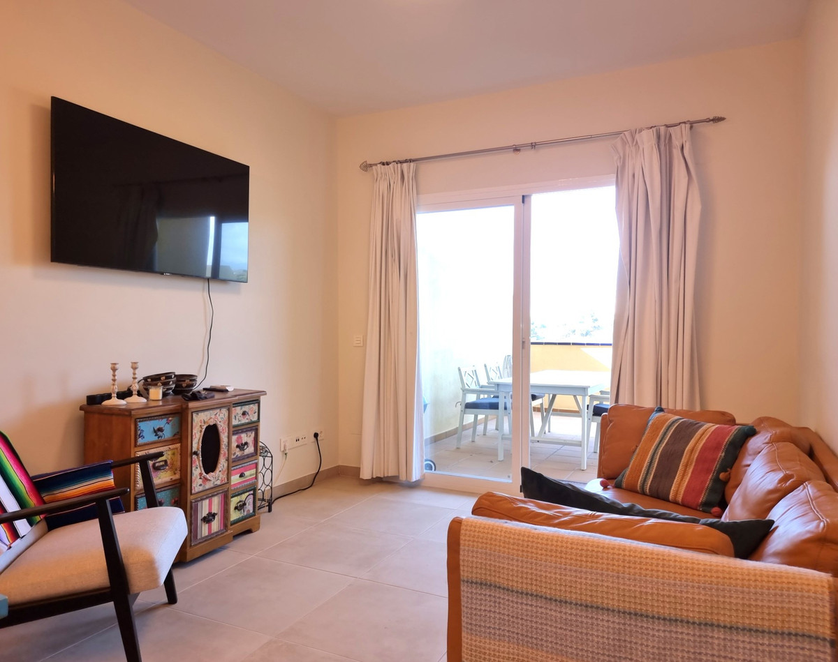 Appartement te koop in El Faro | 2 slaapkamers H5286766