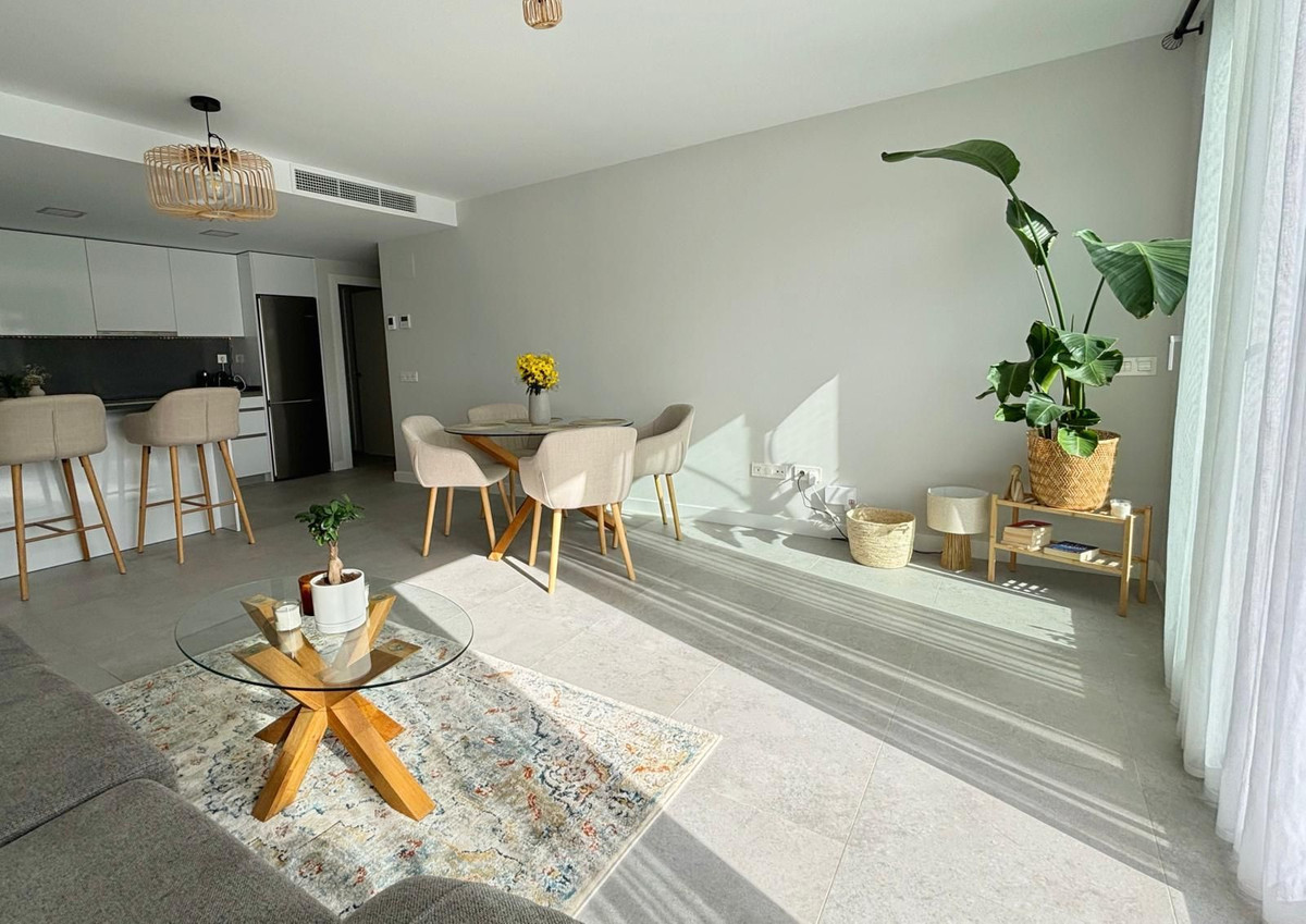 Apartment for sale in El Chaparral | 3 bedrooms H5395036