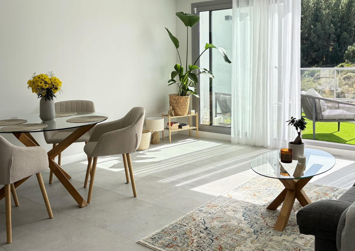 Apartment for sale in El Chaparral | 3 bedrooms H5395036