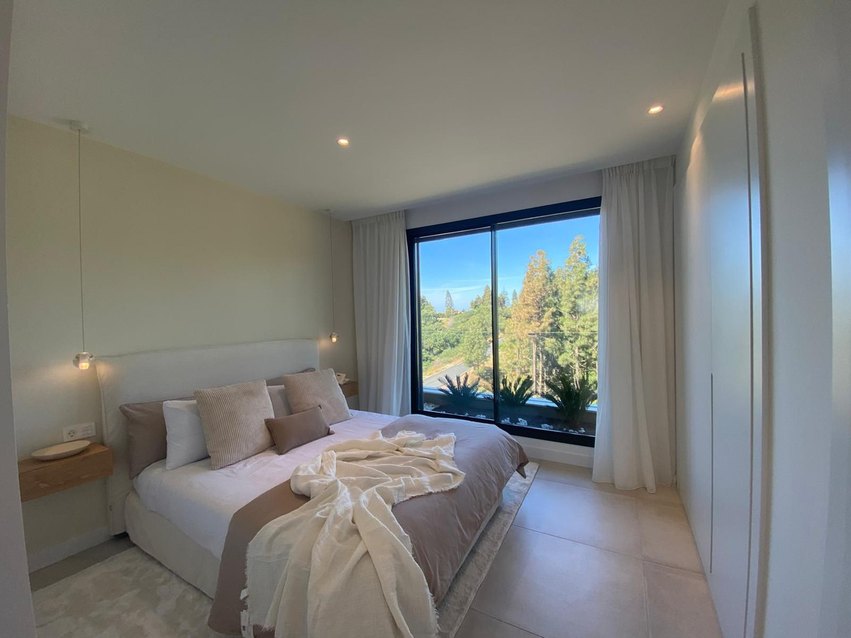 Apartment for sale in El Chaparral | 3 bedrooms H5395036