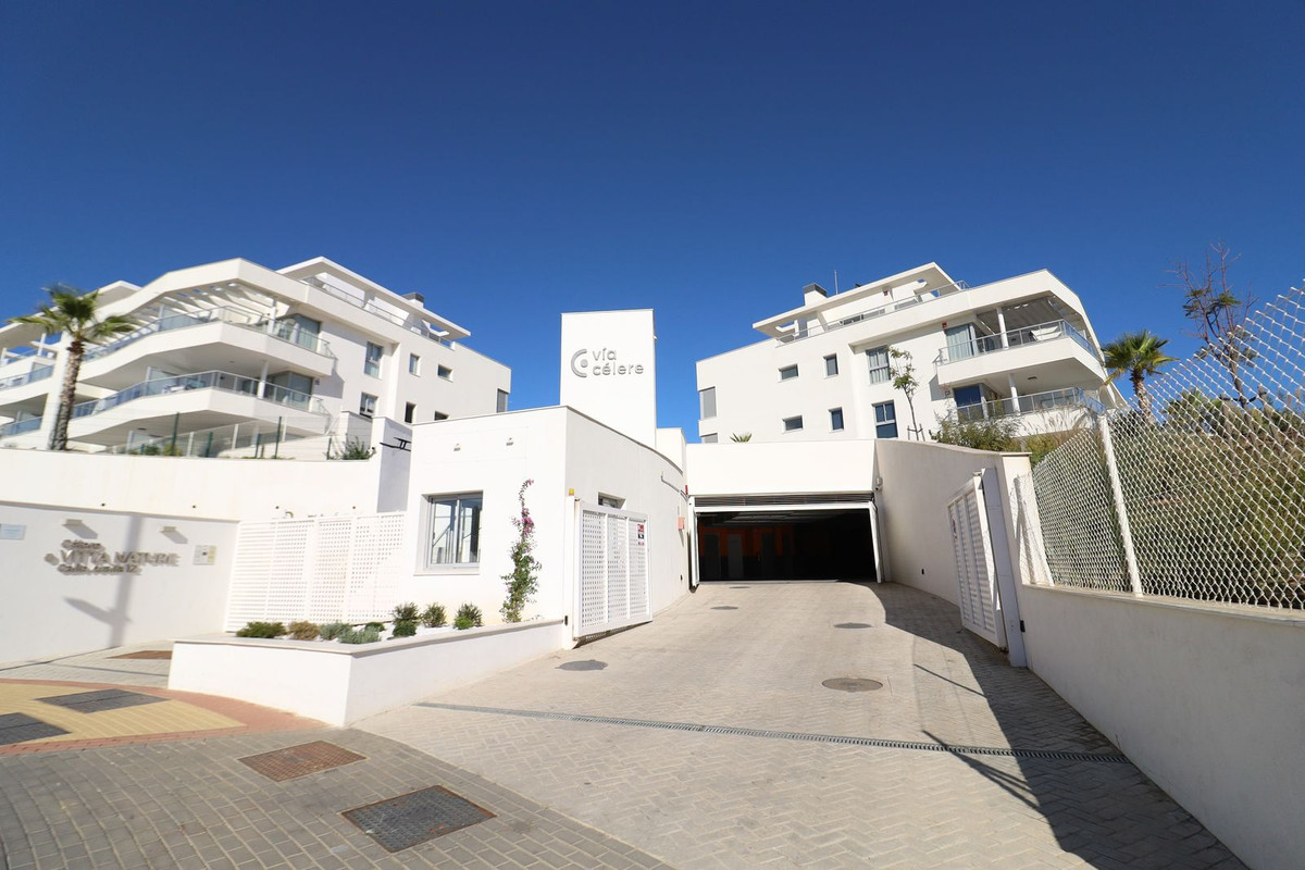 Apartment for sale in El Chaparral | 3 bedrooms H5395036