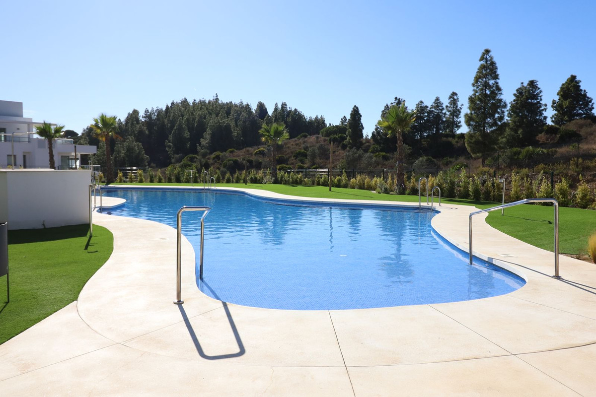 Apartment for sale in El Chaparral | 3 bedrooms H5395036
