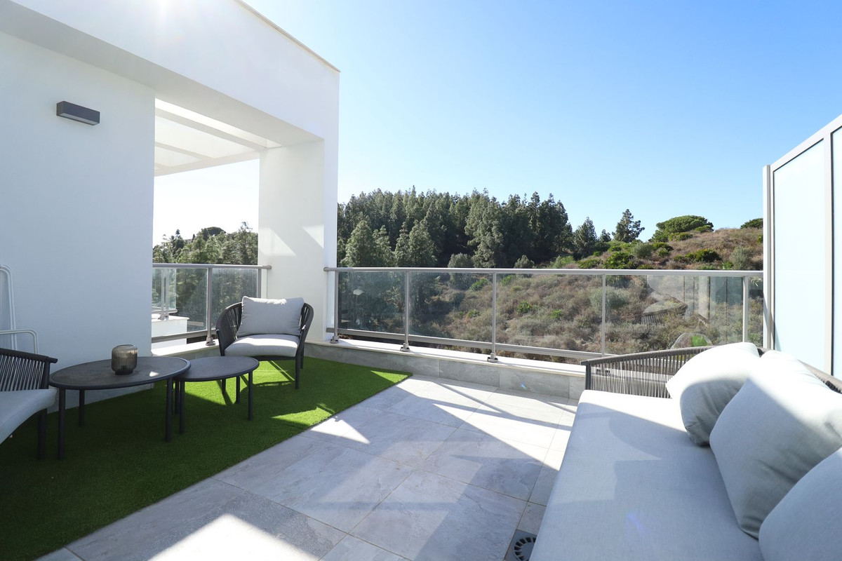 Apartment for sale in El Chaparral | 3 bedrooms H5395036
