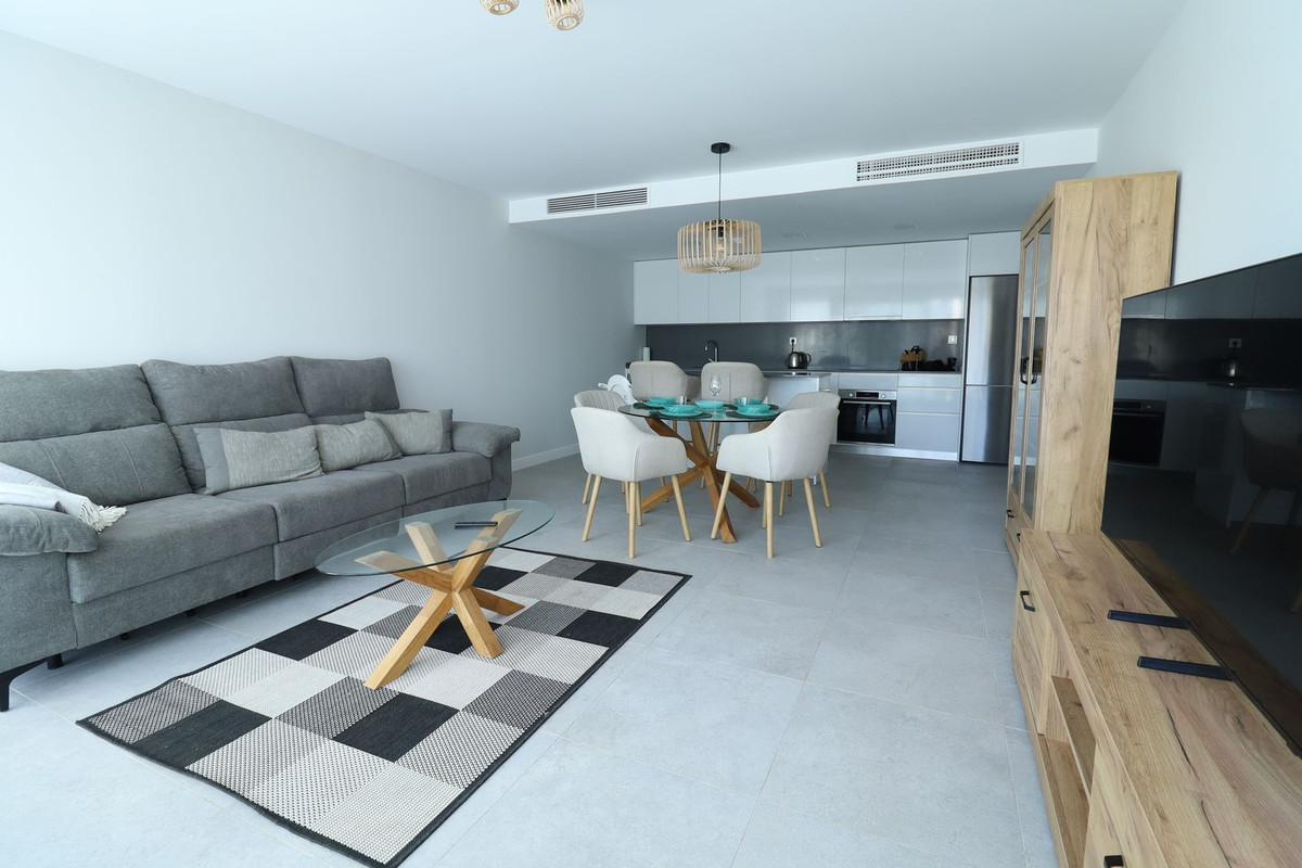 Apartment for sale in El Chaparral | 3 bedrooms H5395036