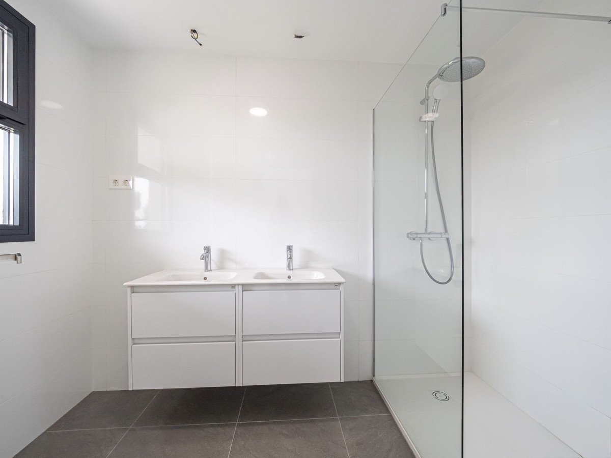 Huis te koop in El Chaparral | 2 slaapkamers H5461903